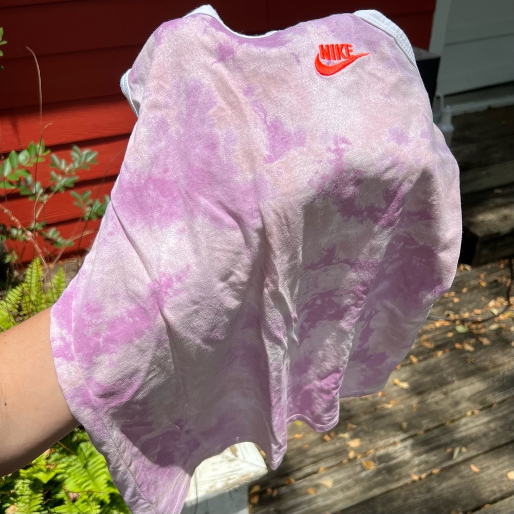 Nike Color Changing Tank - Picture 3 of 4